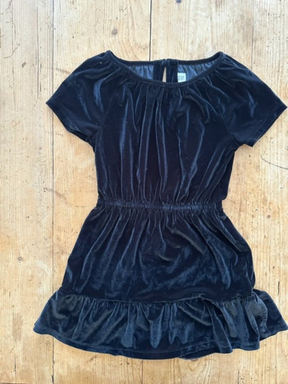 Gap Black Velvet Short Sleeve Girls Dress Size S (6-7)